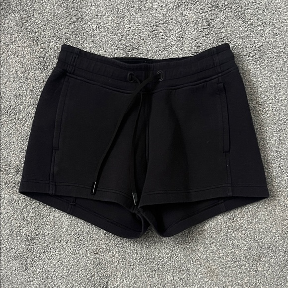 Lululemon Black NTS Shorts (3") Size 4 - Picture 1 of 5
